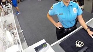 Ms police officer fucked by pawnkeeper at the pawnshop