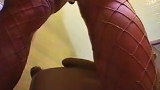 Girl in fishnets rubbing the cunt until orgasm on toilet cam