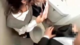 Japanese tramp caught on spy cams while sucking and fucking