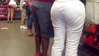 Big booty blonde in white pants