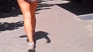 culazo girl shorts