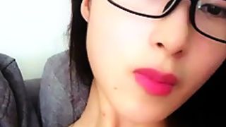 chinese teens live chat with mobile phone.56