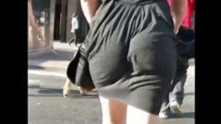 Candid Pawg Ass Clapping in Dress