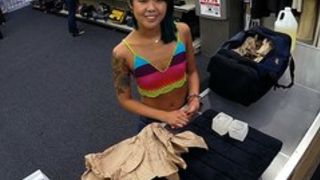Petite asian chick walks in and sells her stuff and tight pussy
