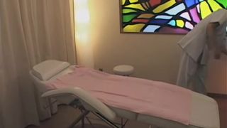 Beautiful Japanese tramp fucking at a massage parlor