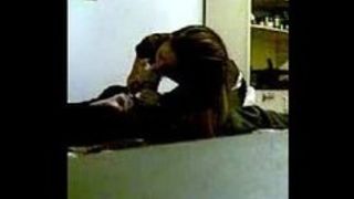 Hot girl blows her bf until he cums