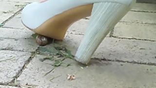 candid snail crush heels 100