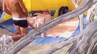 Polvo En La Playa With Veronica Rodriguez, Rrrr And Mia Khalifa