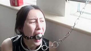 Chinese beautiful girl escape