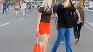 High heels in Ukraine 02 2 high heeled girls chatting