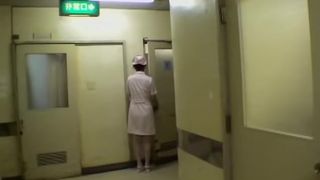 Sweet Jap nurse gets some oral fun in Japanese sex video