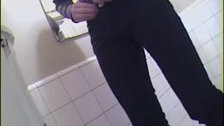 Jap babe in toilet caught in spy cam pissing video