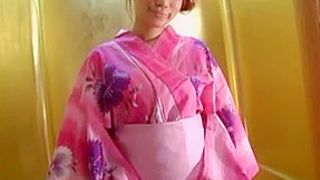 IWATA Yoko in KIMONO wear