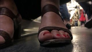 voilà celles qui ont les plus beaux gros pieds du monde ,les femmes arabe